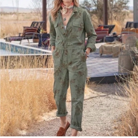DRIFTWOOD Carley Army Green Floral Jumpsuit Coveralls Size Medium - Picture 2 of 13